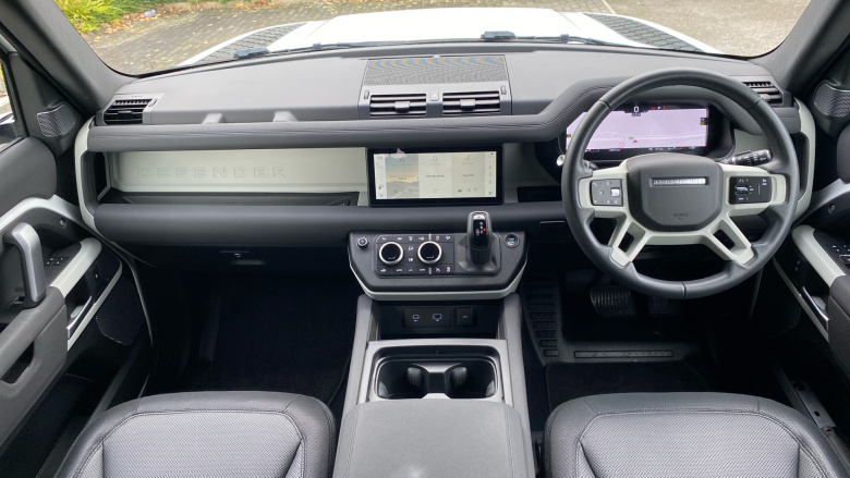 Land Rover Defender 3.0 D250 X-Dynamic SE 90 3dr Auto Diesel Estate